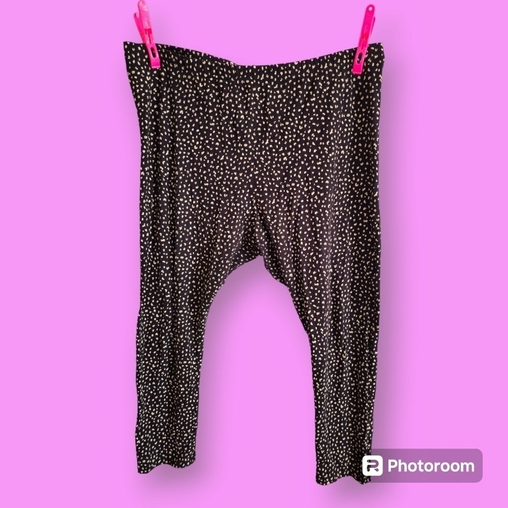 Old Navy Leopard Print Black Leggings Size 3X